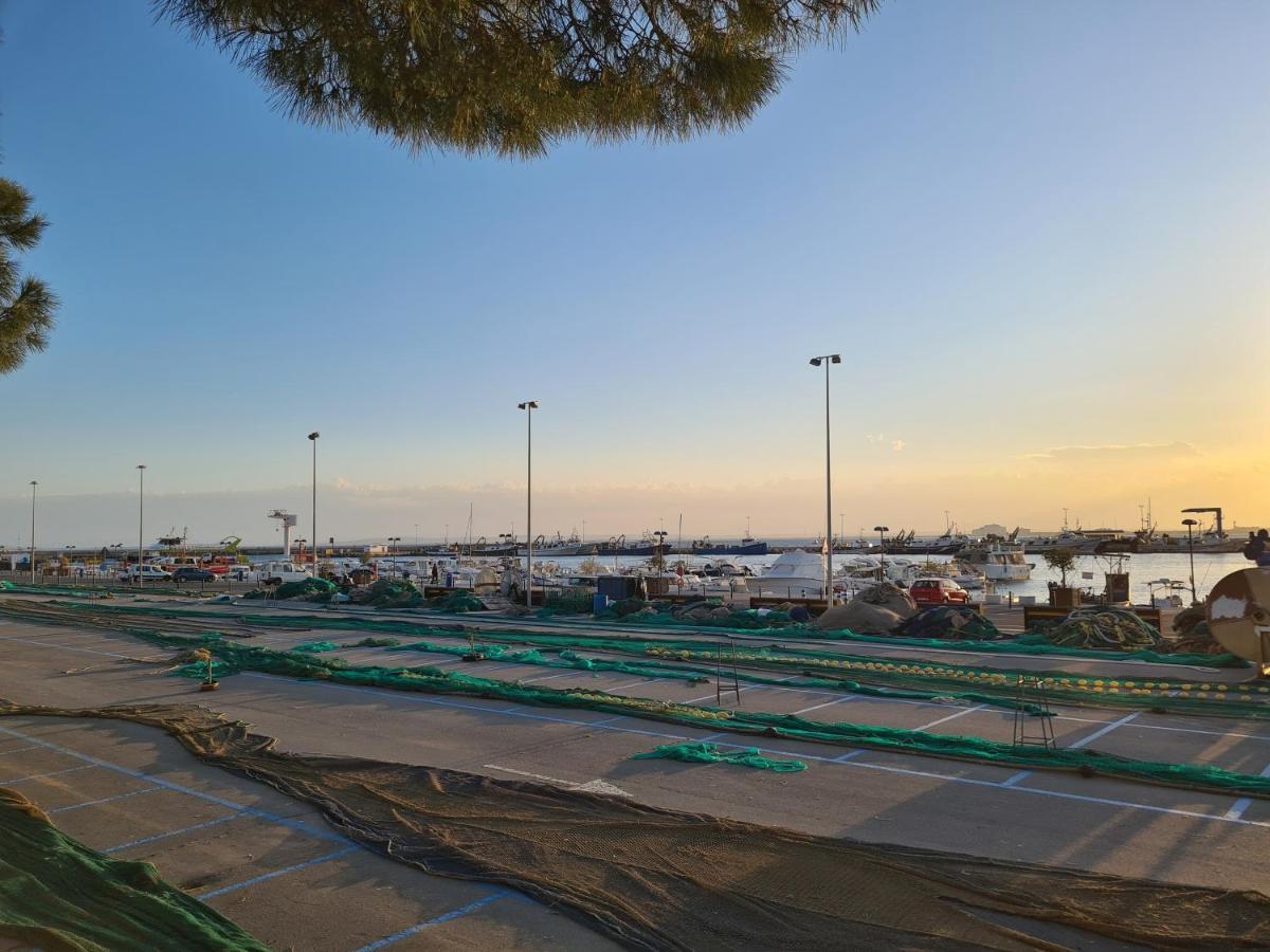 Acogedor apartamento vistas al mar Rosas Exterior foto