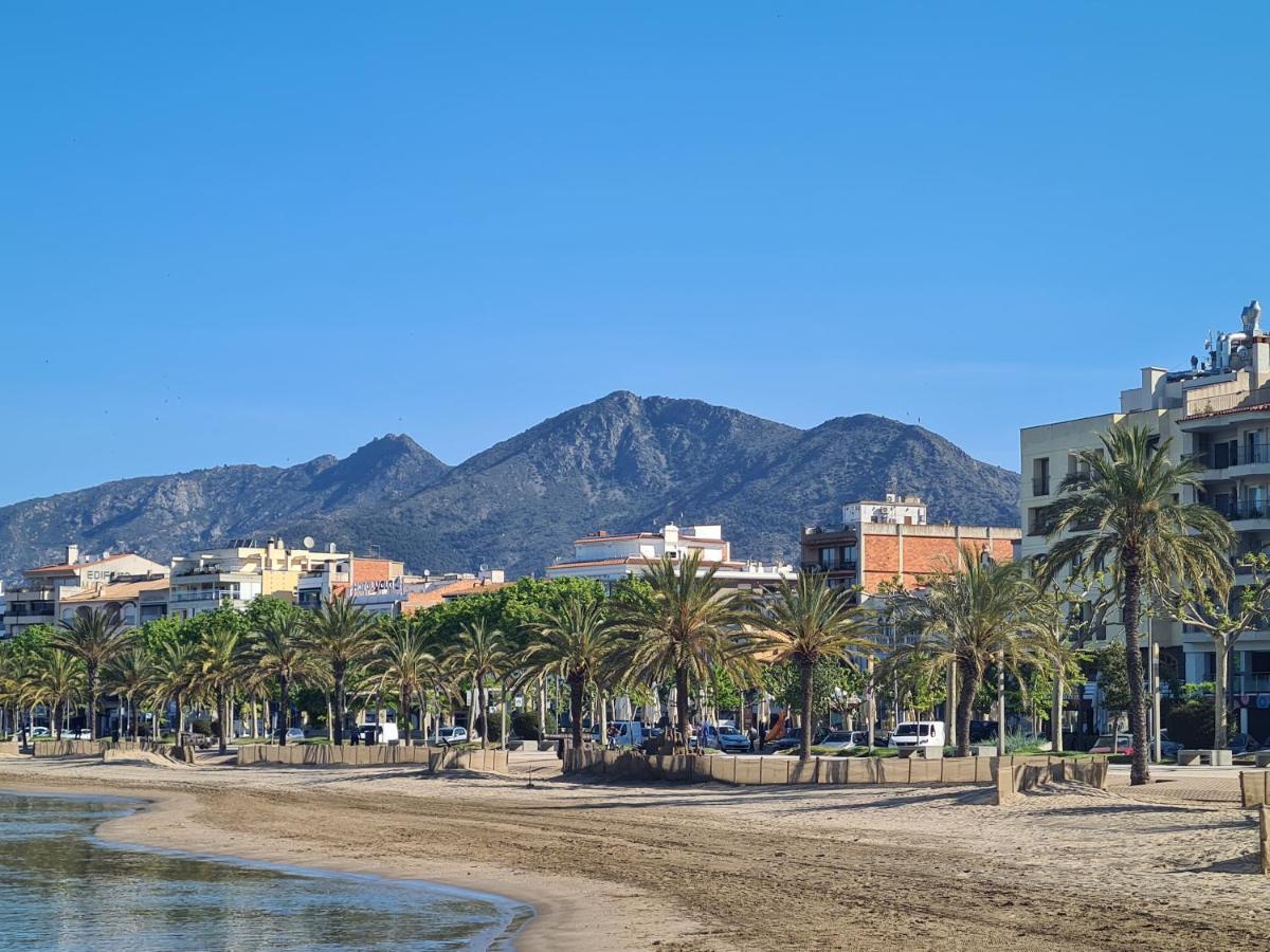 Acogedor apartamento vistas al mar Rosas Exterior foto